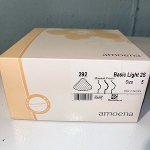 Amoena 292 size 5 breast form